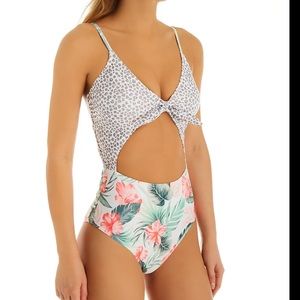 Women’s Bathing suit